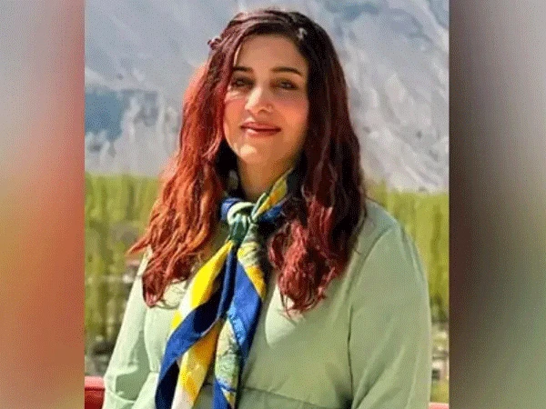 🏔️ اسپتانک پہاڑ پر جاں بحق ڈاکٹر اسما مشتاق کی لاش لانے کا آپریشن شدید موسم کے باعث مؤخر؛ حکومت کی جانب سے کوششیں جاری