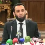 ⚖️ عمران خان کی اسپتال منتقلی کا معاملہ؛ وفاقی وزیر اطلاعات کا ردعمل، حکومت سپریم کورٹ میں نظرثانی کی اپیل کرے گی