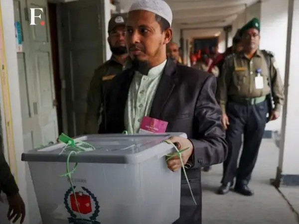 🇧🇩 بنگلادیش میں 35 سال بعد تاریخ ساز صدارتی انتخاب آج؛ مرزا فخر السلام عالمگیر مضبوط امیدوار
