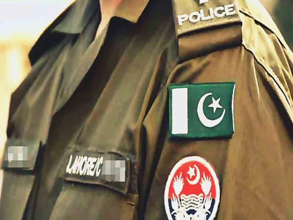 🚨 لاہور: پولیس اہلکاروں کے ٹارگٹ کلر اور اسٹریٹ کریمنلز سے روابط کا انکشاف؛ اے ایس آئی اور کانسٹیبل گرفتار