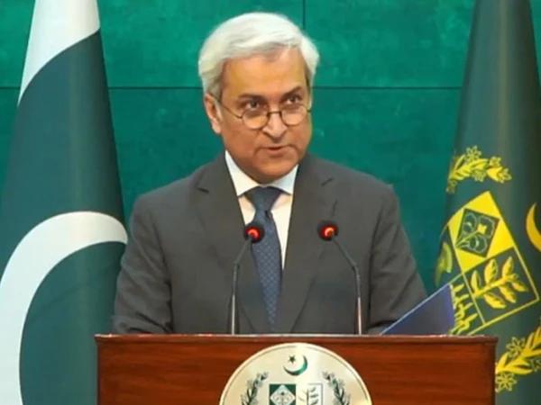 🌐 پاک ایران تجارت جاری ہے، تہران کیخلاف یکطرفہ پابندیوں پر عمل کے پابند نہیں؛ ترجمان دفتر خارجہ
