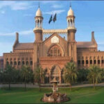 لاہور ہائیکورٹ کا بڑا فیصلہ، پنجاب کے تمام میڈیکل کالجز کو افغان طلبا کو نکالنے سے روک دیا گیا! 🏛️🩺 لاہور ہائیکورٹ کا بڑا فیصلہ، پنجاب کے تمام میڈیکل کالجز کو افغان طلبا کو نکالنے سے روک دیا گیا! 🏛️🩺