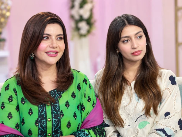 صلہ یاسر کا خود کو اور اہلخانہ کو ’پبلک فگر‘ کہنا مہنگا پڑ گیا؛ سوشل میڈیا پر شدید تنقید! 📉👀