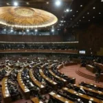 وفاقی حکومت کا اکتوبر میں قومی اسمبلی اور سینیٹ میں نئے صوبوں کے معاملے پر بحث کرانے کا اعلان! 📋🇵🇰