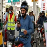 وزیراعظم کی پیٹرول ریلیف اسکیم؛ سستا پیٹرول حاصل کرنے کا طریقہ کار جاری! ⛽📱🛵 وزیراعظم کی پیٹرول ریلیف اسکیم؛ سستا پیٹرول حاصل کرنے کا طریقہ کار جاری! ⛽📱🛵