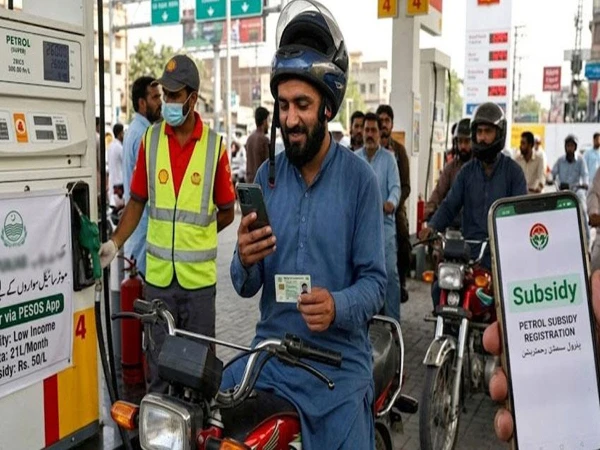 وزیراعظم کی پیٹرول ریلیف اسکیم؛ سستا پیٹرول حاصل کرنے کا طریقہ کار جاری! ⛽📱🛵