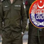لاہور میں قتل کے مقدمات میں بطور گواہ پیش نہ ہونے پر 100 پولیس اہلکاروں کے وارنٹ گرفتاری جاری! 🏛️📉