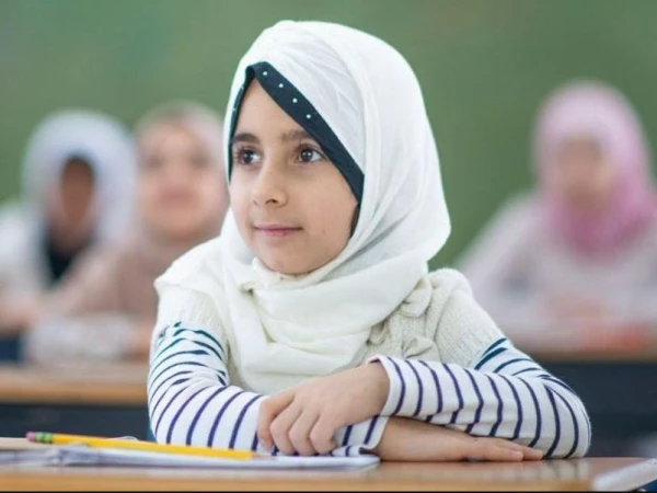🇦🇹 آسٹریا میں 14 سال سے کم عمر طالبات کے اسکارف پر پابندی کا قانون نافذ؛ خلاف ورزی پر بھاری جرمانوں کا سامنا
