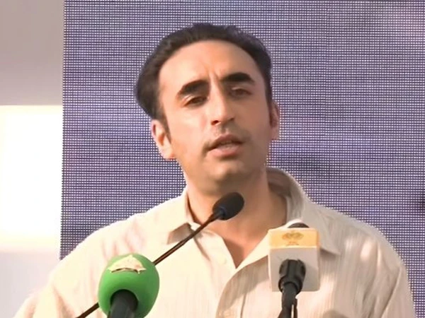 اگر مذاکرات کامیاب نہ ہوئے تو کے پی میں گورنر راج لگے گا، وزیر اعلیٰ نے کوئی کسر نہیں چھوڑی: بلاول بھٹو زرداری! 🗣️🇵🇰