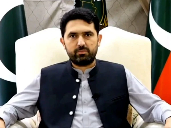 کے پی میں گورنر راج کا نفاذ؛ پی ٹی آئی کا وزیراعلیٰ سہیل آفریدی کی گرفتاری کا دعویٰ! 🇵🇰🛑 کے پی میں گورنر راج کا نفاذ؛ پی ٹی آئی کا وزیراعلیٰ سہیل آفریدی کی گرفتاری کا دعویٰ! 🇵🇰🛑