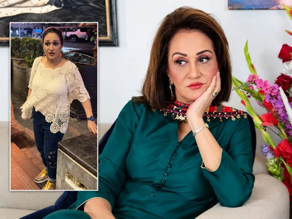 بشریٰ انصاری کے پریمیئر لک نے مداحوں کو مایوس کر دیا؛ ڈریسنگ سینس پر کڑی تنقید! 📉✨