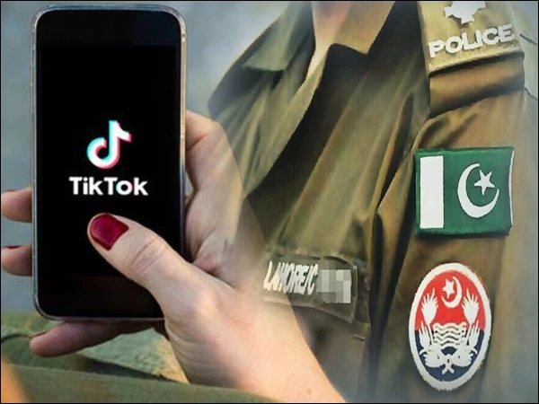 ٹیکسلا؛ خاتون ٹک ٹاکر نے تھانے میں گھس کر فائرنگ کردی، بٹوے نے پولیس اہلکار کی جان بچا لی! 🇵🇰📉