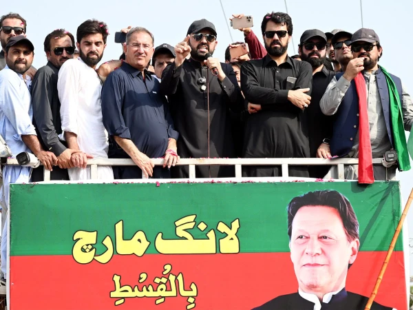 وزیراعلیٰ کے پی سہیل آفریدی کا طاقتوروں کو ’ایبسلوٹلی ناٹ‘؛ غلط پالیسیوں کا حصہ نہ بننے کا اعلان! 🏛️🔥