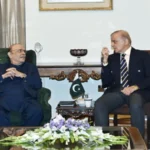 حکومت اور پیپلزپارٹی کا پی ٹی آئی سے کل مذاکرات کا فیصلہ، مشترکہ وفد تشکیل! 🇵🇰📉