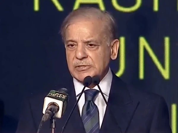 احتجاج اور دھرنے ختم کریں، ہمارے دروازے کھلے ہیں؛ وزیراعظم شہباز شریف کی پی ٹی آئی کو مذاکرات کی مشروط پیشکش! 🇵🇰📉