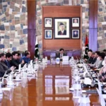 سندھ کابینہ کا اہم فیصلہ؛ ججز اور عدالتی افسران کے لیے 87 نئی سرکاری گاڑیاں خریدنے کی منظوری! 🇵🇰🏛️
