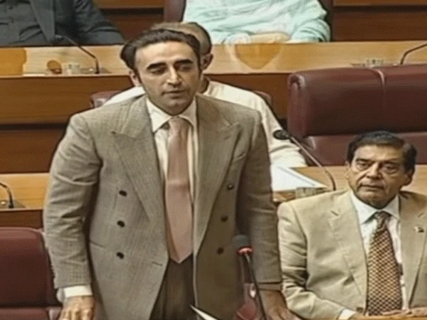 “سیاست ایک طرف رکھیں، یہ اپوزیشن کا بھی ملک ہے!” — بلاول بھٹو زرداری کا قومی اسمبلی میں بڑا بیان، حکومت کو اپوزیشن سے دوبارہ مذاکرات کی تجویز! 🚨🤝